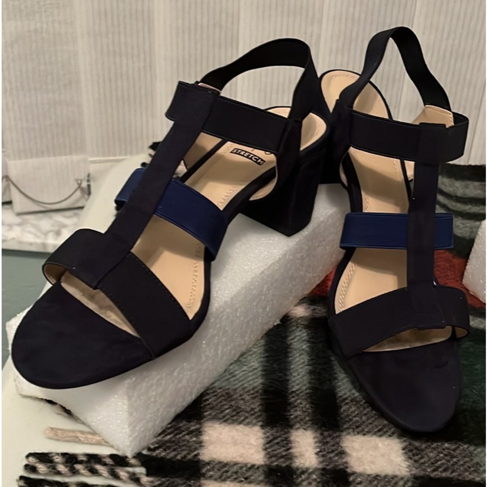 VIDEO Multiple listing of Shoes see pictures for brands and colors. 8M-8 1/2M.